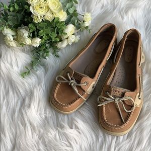 Sperry boat shoes